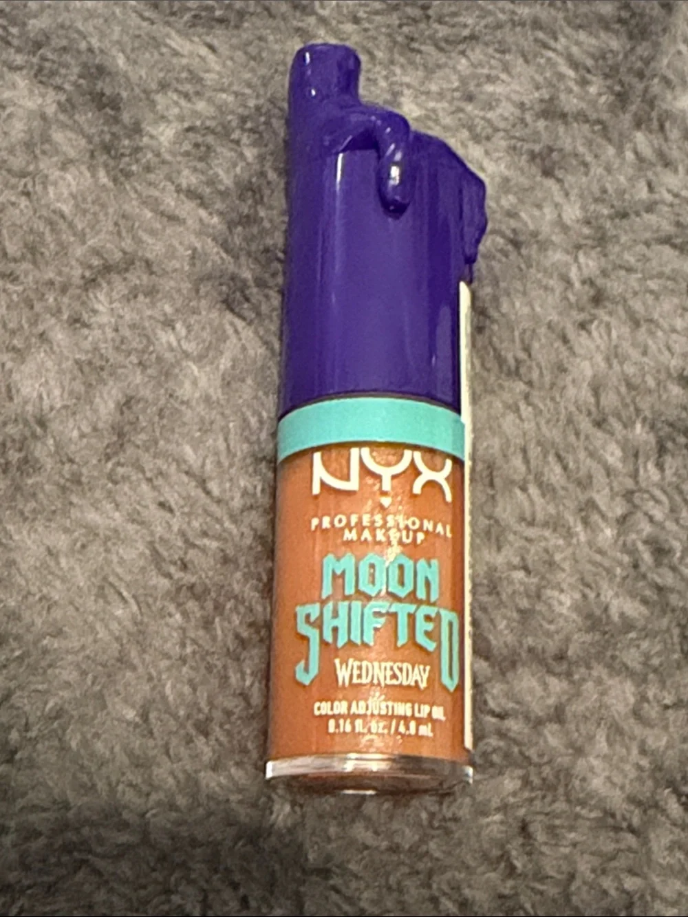 NYX Moon Shifted “Wednesday” Color-Adjusting Lip Oil 🖤